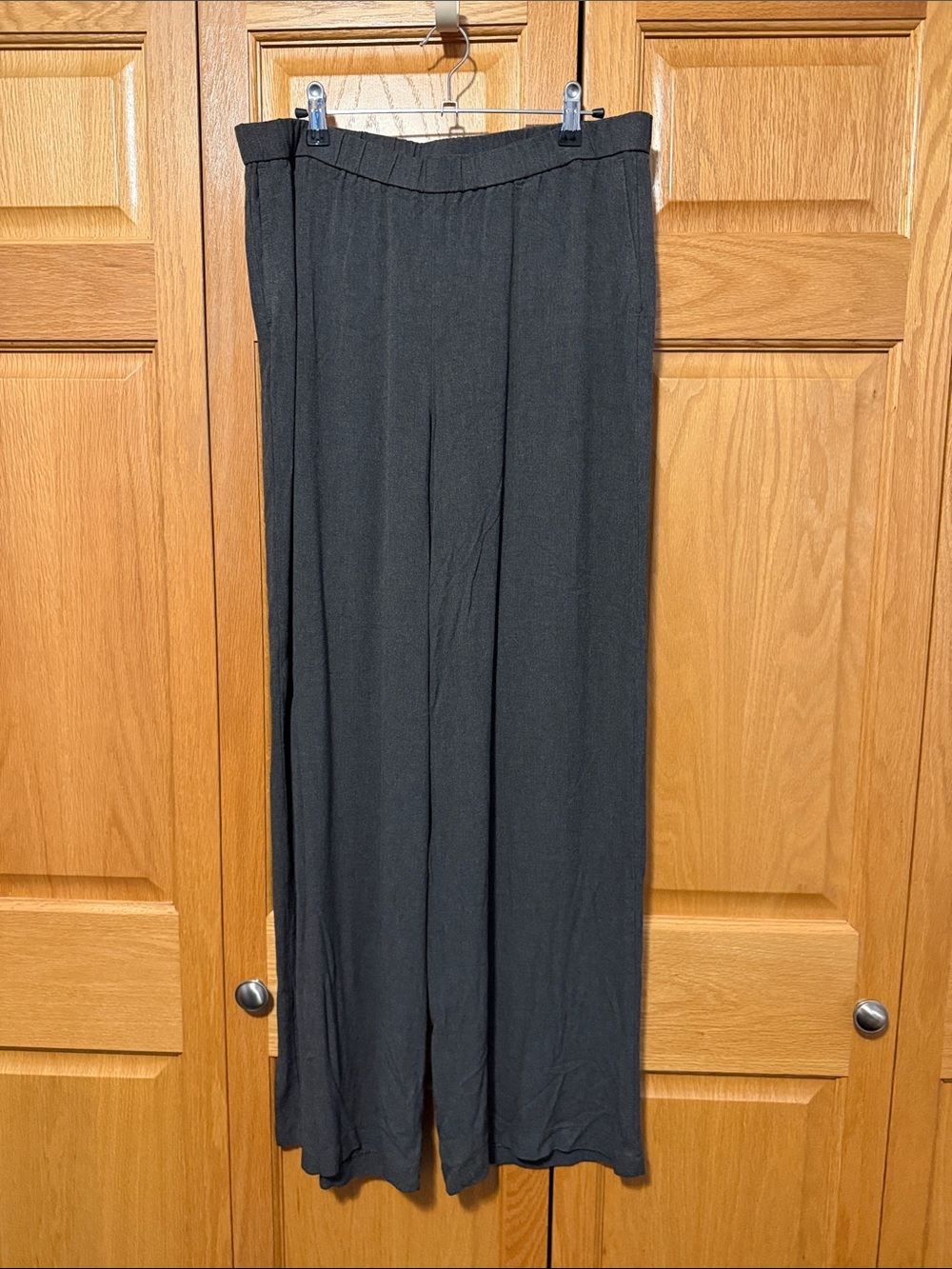 J Jill dark gray /Black Wide Leg Pull-On Pants size medium tall